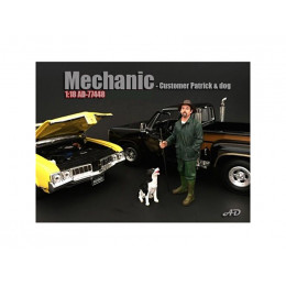 Customer Patrick and a Dog Figurine / Figure For 1:18 Models by American Diorama