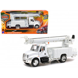 International 4200 Digger Service Truck White 