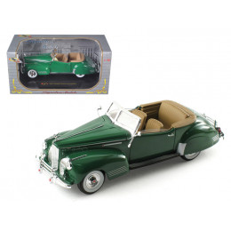1941 Packard Darrin One Eighty Green 1/32 Diecast Car Model by Signature Models
