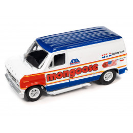 1965 Volkswagen Type 2 Transporter Van White w/ Red Top 
