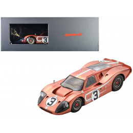 Ford GT40 MK IV #3 Mario Andretti - Lucien Bianchi 