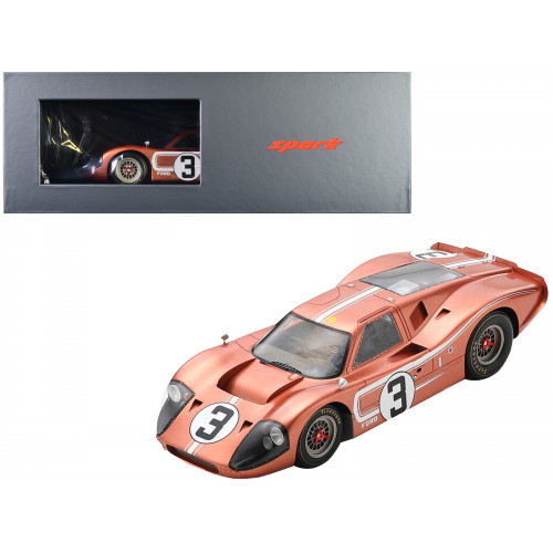 Ford GT40 MK IV #3 Mario Andretti - Lucien Bianchi 