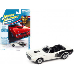 1971 Plymouth Barracuda Convertible Sno White with Black Hemi Side Billboards 