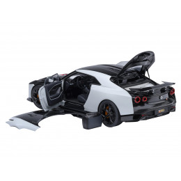 Nissan GT-R50 By ItalDesign Black and White Metallic 1/18 Model Car by Autoart