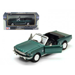 1964 1/2 Ford Mustang Convertible Green Metallic 1/24 Diecast Model Car by Motormax