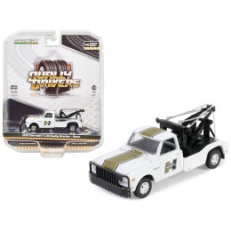 1972 Chevrolet C-30 Dually Wrecker Tow Truck White with Gold Stripes 