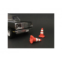 Traffic Cones Set of 4 Accessory For 1:24 Models by American Diorama