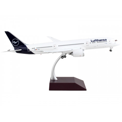 Boeing 787-9 Commercial Aircraft with Flaps Down 