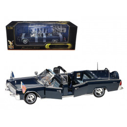 1961 Lincoln X-100 Kennedy Limousine Blue with Flags 