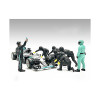 Formula One F1 Pit Crew 7 Figure Set Team Black Release III for 1/43 Scale Models by American Diorama