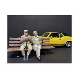 Sitting Old Couple 2 piece Figurine Set for 1/24 Scale Models by American Diorama