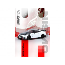 Nissan GT-R (R35) Nismo RHD (Right Hand Drive) White with Carbon Hood and Top 1/64 Diecast Model Car by Inno Models