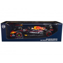Red Bull Racing RB18 #1 Max Verstappen 