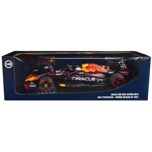 Red Bull Racing RB18 #1 Max Verstappen 