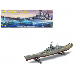 Level 4 Model Kit USS Missouri Battleship 