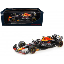Red Bull Racing RB19 #1 Max Verstappen 