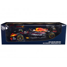 Red Bull Racing RB18 #1 Max Verstappen 