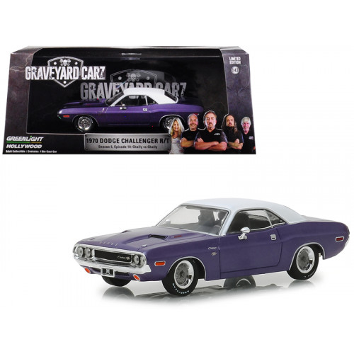 1970 Dodge Challenger R/T Purple with White Top 