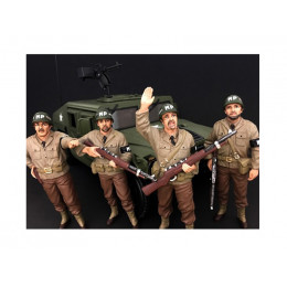 WWII Military Police 4 Piece Figure Set For 1:18 Scale Models by American Diorama