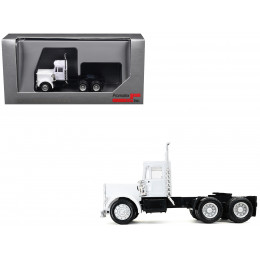 Peterbilt Short Day Cab White 1/87 (HO) Plastic Model Car by Promotex