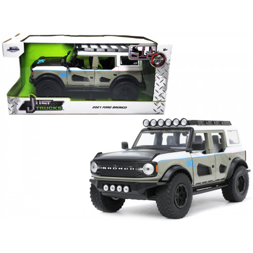 2021 Ford Bronco Gray and White with Matt Black Hood with Roof Rack 