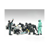 Formula One F1 Pit Crew 7 Figure Set Team Black Release III for 1/18 Scale Models by American Diorama