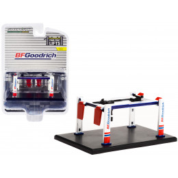Adjustable Four-Post Lift 