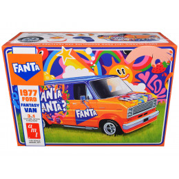 Skill 2 Model Kit 1977 Ford Custom Van 