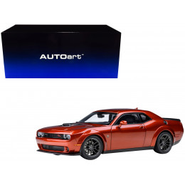 2022 Dodge Challenger R/T Scat Pack Widebody Sinamon Stick Orange 1/18 Model Car by Autoart