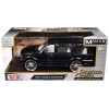 1998 Lincoln Navigator Black Metallic with White Interior 