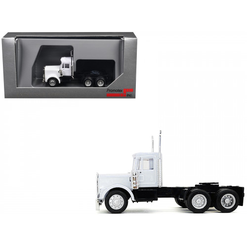 Kenworth W900 Short Day Cab 