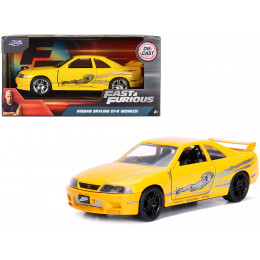 Leon's Nissan Skyline GT-R (BCNR33) Yellow Metallic with Graphics 