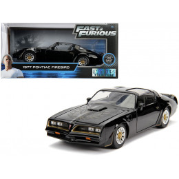 Tego’s 1977 Pontiac Firebird Black 