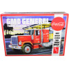 Skill 3 Model Kit GMC General Truck Tractor