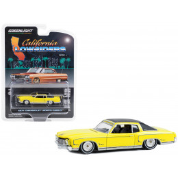 1971 Chevrolet Monte Carlo Lowrider Sunflower Yellow with Black Top 