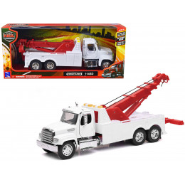 Freightliner 114SD Tow Truck White and Red 