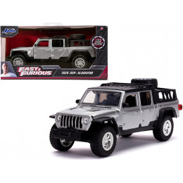 2020 Jeep Gladiator Pickup Truck Silver with Black Top 