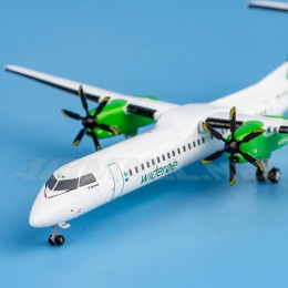 Bombardier Q400 Commercial Aircraft 'Wideroe' (LN-WDM) White with Green Tail 'Gemini 200' Series 1/200 Diecast Model Airplane by GeminiJets